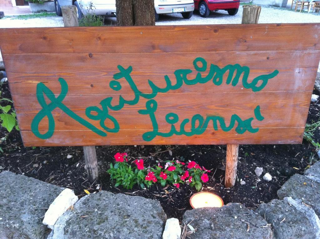 Agriturismo Licensì Del Bresà Monzambano Quarto foto