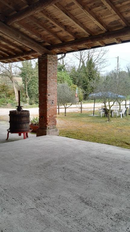 Agriturismo Licensì Del Bresà Monzambano Exterior foto